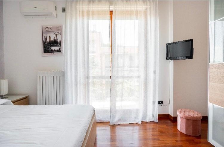 Casti - Appartamento Mm3 Comasina มิลาน ภายนอก รูปภาพ