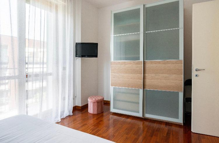 Casti - Appartamento Mm3 Comasina มิลาน ภายนอก รูปภาพ